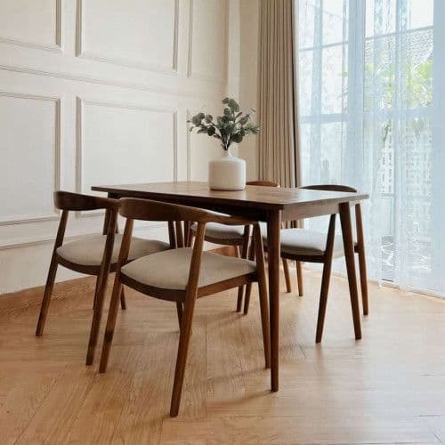 Hemmings 5-Pieces Dining Set
SKU: SPAC295 , Type: Furniture